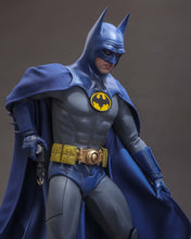 Load image into Gallery viewer, Hot Toys MMS834 The Flash 1/6th scale Batman (Blue &amp; Grey Suit) Collectible Figure [Hot Toys Exclusive]