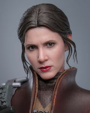Load image into Gallery viewer, Preorder! Hot Toys MMS854 Star Wars: Return of the Jedi 1/6th scale Leia Organa (Boushh Disguise) Collectible Figure