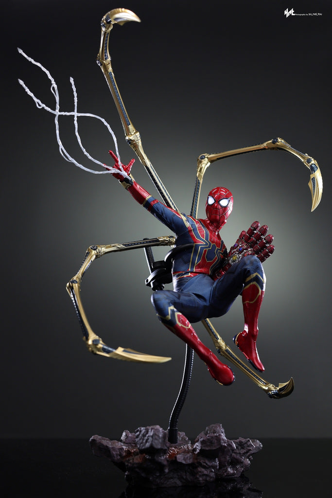 Hot Toys MMS761 Avengers Endgame 1/6th Scale Iron Spider Collectible Figure Sculpted Version