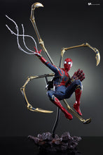 Load image into Gallery viewer, Hot Toys MMS761 Avengers Endgame 1/6th Scale Iron Spider Collectible Figure Sculpted Version
