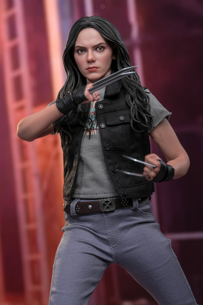 Hot Toys MMS781 Marvel Deadpool and Wolverine X23 1/6 Scale Collectible Figure