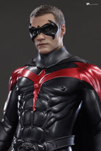 Load image into Gallery viewer, Hot Toys MMS787 Batman &amp; Robin 1/6th scale Robin Collectible Figure