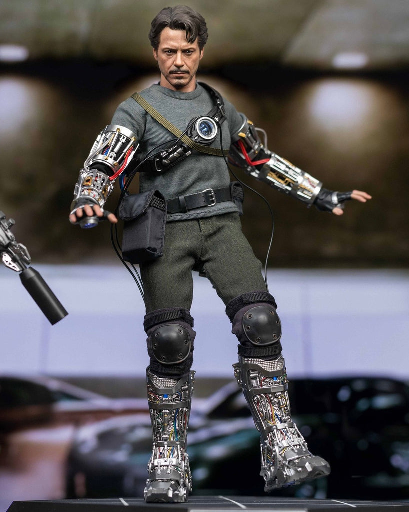 Hot toys MMS581 Tony Stark Mech Test Version (Ironman)