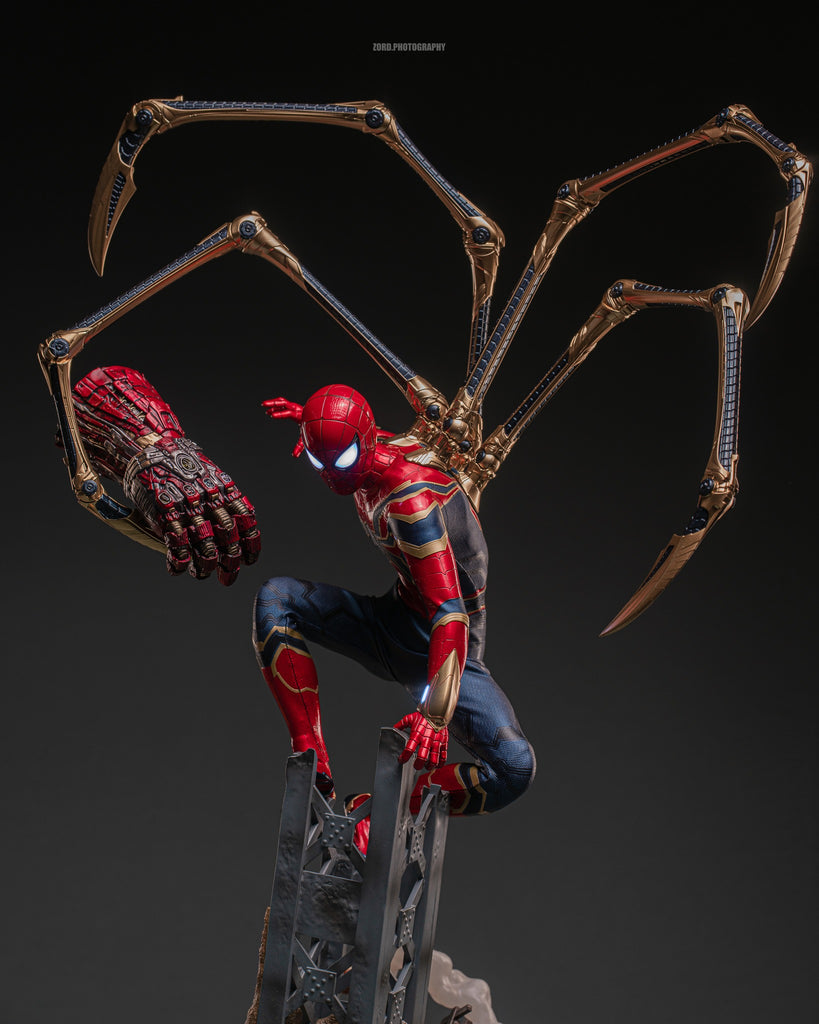 Hot Toys MMS762AE Marvel Avengers Endgame Iron Spider (Artisan Edition) (Special Edition) 1/6 Scale Collectible Figure