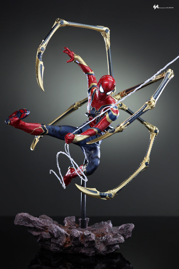 Hot Toys MMS761 Avengers Endgame 1/6th Scale Iron Spider Collectible Figure Sculpted Version