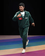 Load image into Gallery viewer, Hot Toys TMS153 Squid Game 2: 1/6th Scale Seong Gi-hun Collectible Figure