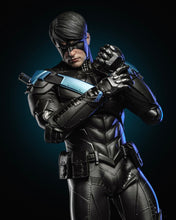 Load image into Gallery viewer, Hot Toys VGM78 Batman: Arkham Knight  1/6th scale Nightwing Collectible Figure