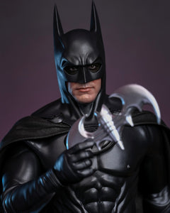 Hot Toys MMS786 Batman & Robin 1/6th scale Batman Collectible Figure