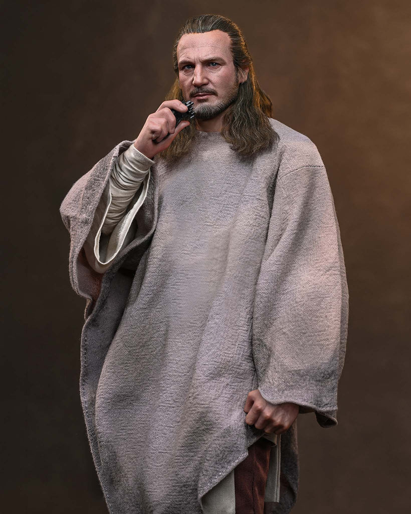 Preorder! Hot Toys MMS881AE Star Wars: The Phantom Menace 1/6th scale Qui-Gon Jinn Collectible Figure (Artisan Edition) [Hot Toys Exclusive]