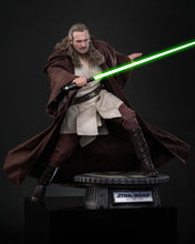 Load image into Gallery viewer, Preorder! Hot Toys MMS881AE Star Wars: The Phantom Menace 1/6th scale Qui-Gon Jinn Collectible Figure (Artisan Edition) [Hot Toys Exclusive]