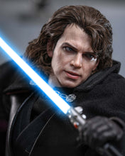 Load image into Gallery viewer, Preorder! Hot Toys MMS882AE Star Wars: Revenge Of The Sith 1/6th scale Anakin Skywalker (Concept Art) Collectible Figure (Artisan Edition) [Hot Toys Exclusive]