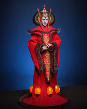 Load image into Gallery viewer, Preorder! Hot Toys MMS883 Star Wars: The Phantom Menace 1/6th scale Queen Amidala Collectible Figure