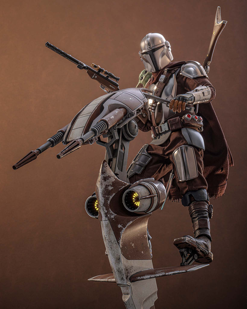 Preorder! Hot Toys MMS886 Star Wars: The Mandalorian & Grogu 1/6th