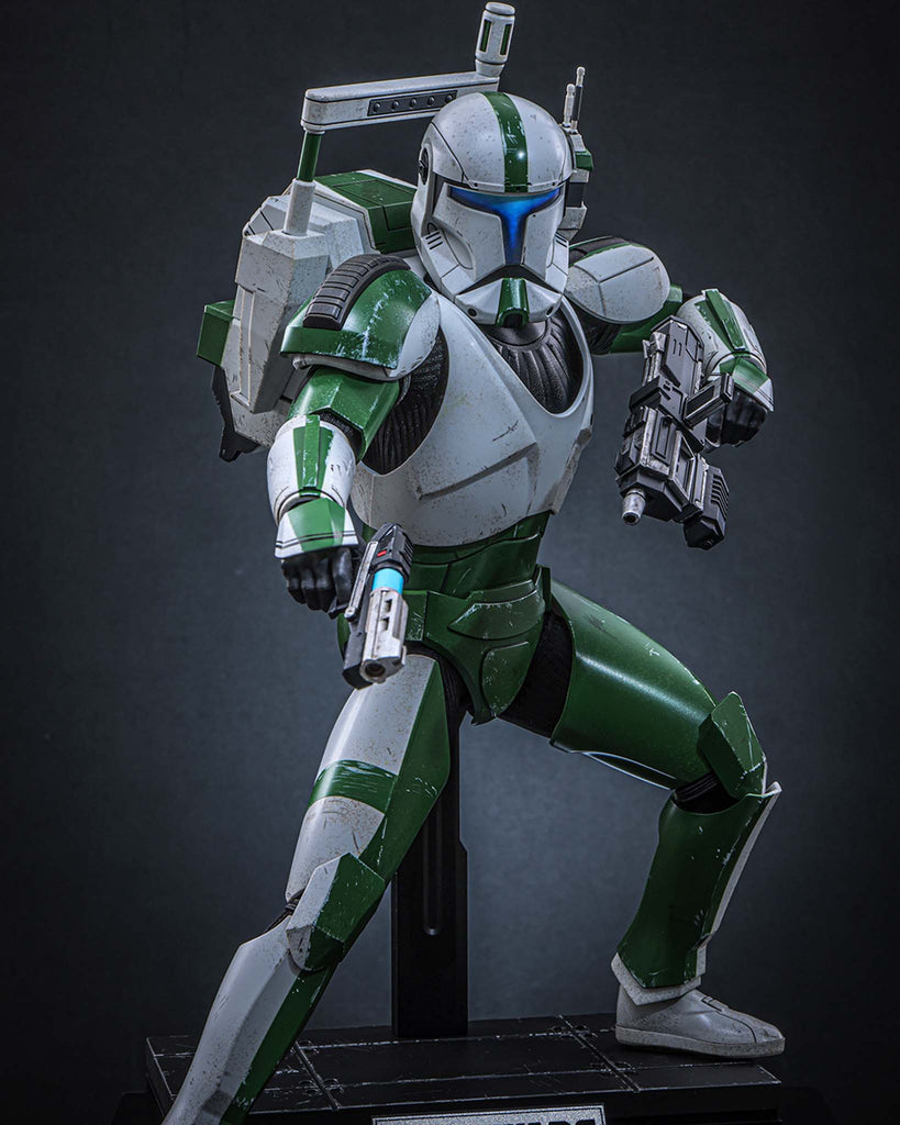 Preorder! Hot Toys TMS189 Star Wars: The Clone Wars 1/6th scale Clone Commando Fixer Collectible Figure [Hot Toys Exclusive]