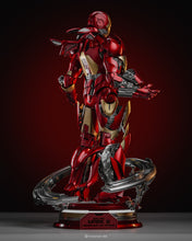 Load image into Gallery viewer, Hot Toys MMS825D72B Iron Man 1/6th scale Iron Man Mark III (Armor Suit Up Version) Collectible Figure Special Edition