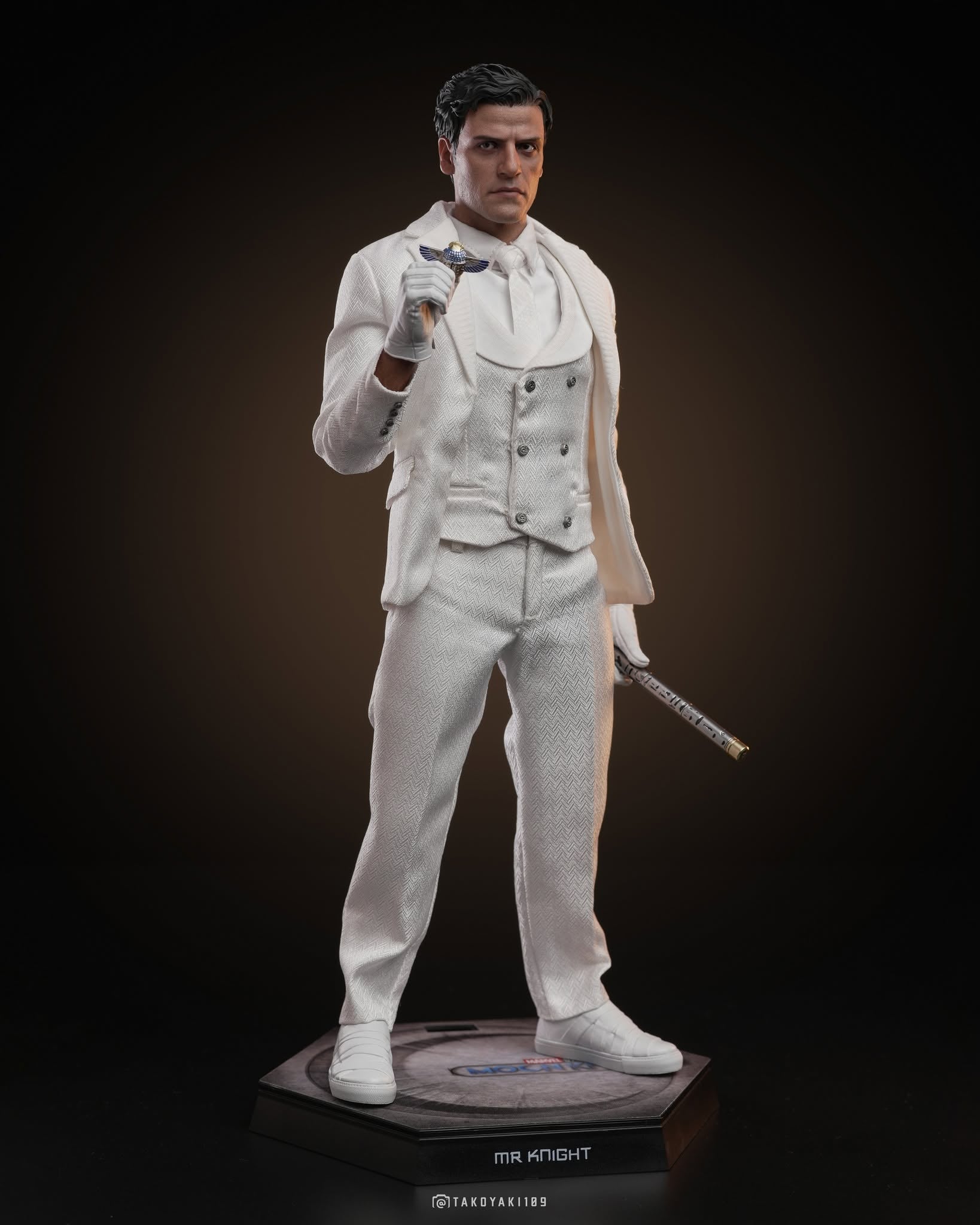 Hot Toys TMS139 Moon Knight 1/6th scale Mr. Knight Collectible