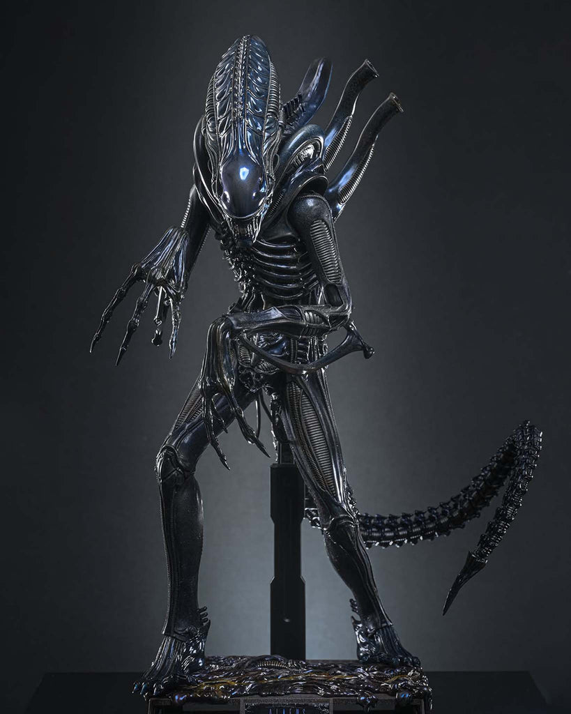 Preorder! Hot Toys MMS898 Aliens Alien Warrior 1/6th scale Collectible Figure