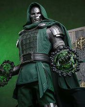 Load image into Gallery viewer, Preorder! Hot Toys MMS906B Avengers: Doomsday 1/6th scale Doctor Doom Collectible Figure (Early Access Version) Special Edition