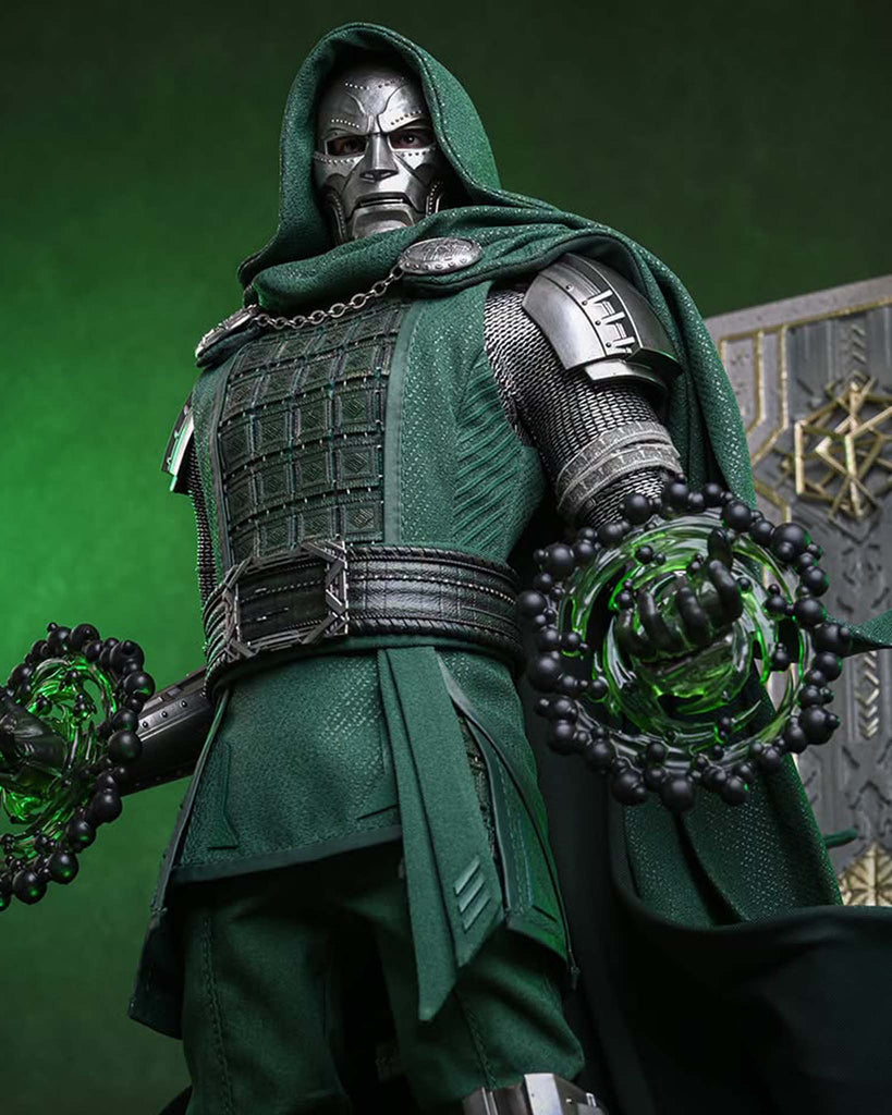 Preorder! Hot Toys MMS907B Avengers: Doomsday 1/6th scale Doctor Doom Collectible Figure (Ultimate Version) Special Edition