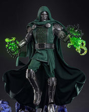 Load image into Gallery viewer, Preorder! Hot Toys MMS907B Avengers: Doomsday 1/6th scale Doctor Doom Collectible Figure (Ultimate Version) Special Edition