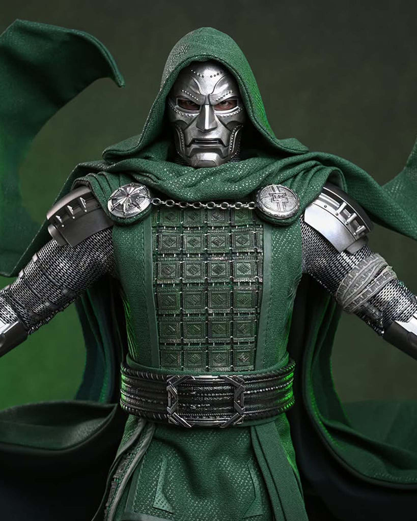 Preorder! Hot Toys MMS907B Avengers: Doomsday 1/6th scale Doctor Doom Collectible Figure (Ultimate Version) Special Edition