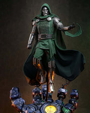 Load image into Gallery viewer, Preorder! Hot Toys MMS907B Avengers: Doomsday 1/6th scale Doctor Doom Collectible Figure (Ultimate Version) Special Edition