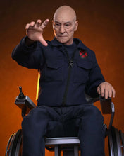 Load image into Gallery viewer, Preorder! Hot Toys MMS917 Avengers: Doomsday 1/6th scale Professor X Collectible Figure