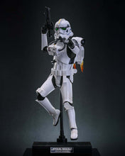 Load image into Gallery viewer, Hot Toys VGM82 Star Wars Jedi: Survivor 1/6th scale Jetpack Trooper Collectible Figure (Hot Toys Exclusive)