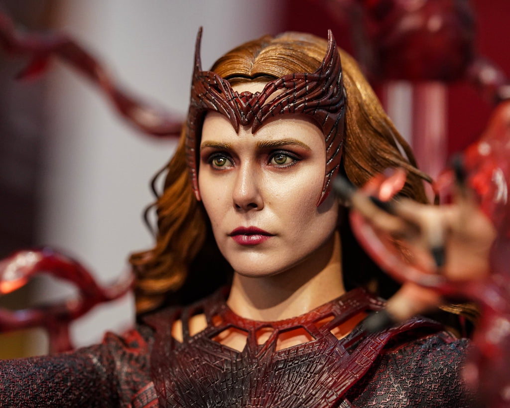 Hot Toys MMS652 Doctor Strange and the Multiverse of Madness The Scarlet Witch (Regular Version) 1/6 Scale Collectible Figure