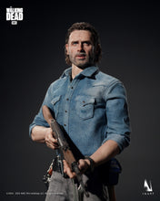 Load image into Gallery viewer, Preorder! INART The Walking Dead Season 8 Rick Grimes 1/6th Scale Collectible Figure
