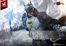 Load image into Gallery viewer, Hot Toys MMS897 The Flash Batman (Arctic Suit) 1/6th scale Collectible Figure