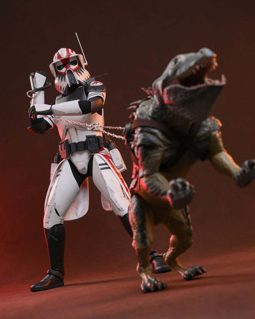 Hot Toys TMS167 Star Wars: The Clone Wars - Sergeant Hound 1/6th Scale Collectible Figure