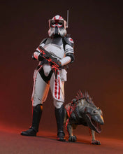 Load image into Gallery viewer, Hot Toys TMS167 Star Wars: The Clone Wars - Sergeant Hound 1/6th Scale Collectible Figure