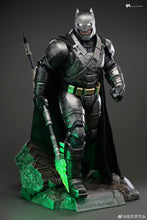 Load image into Gallery viewer, Hot Toys MMS743D63 Batman V Superman Dawn Of Justice Armored Batman (2.0) 1/6th Scale Collectible Figure (Deluxe Version)