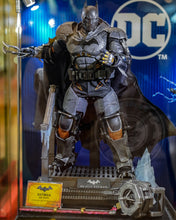 Load image into Gallery viewer, Hot toys VGM52 Arkham Origins Batman XE Suit