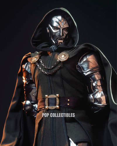 Hot Toys CMS022 Marvel Comics 1/6th Scale Doctor Doom Collectible Figure Regular Edition