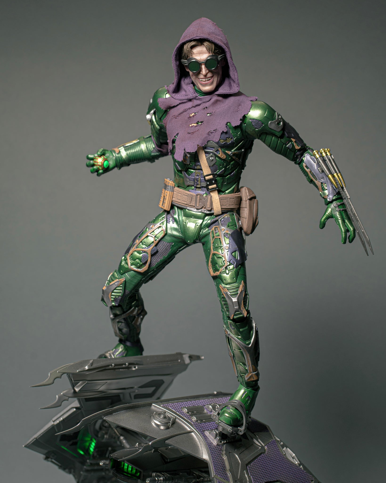 Hot Toys Green Goblin Upgraded Suit Spider-Man No Way Home