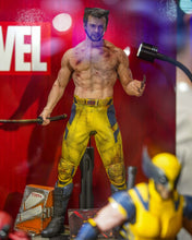 Load image into Gallery viewer, Preorder! Hot Toys MMS756 Marvel Deadpool and Wolverine Wolverine (Jacket Version) 1/6 Scale Collectible Figure