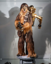 Load image into Gallery viewer, Preorder! Hot Toys MMS766 Star Wars: Episode V The Empire Strikes Back 1/6th scale Chewbacca with Disassembled C3PO Collectible Figure