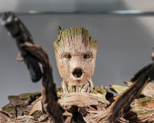 Load image into Gallery viewer, Hot Toys MMS707 Guardians of the Galaxy Volume 3 Groot 1/6 Scale Collectible Figure Deluxe Version