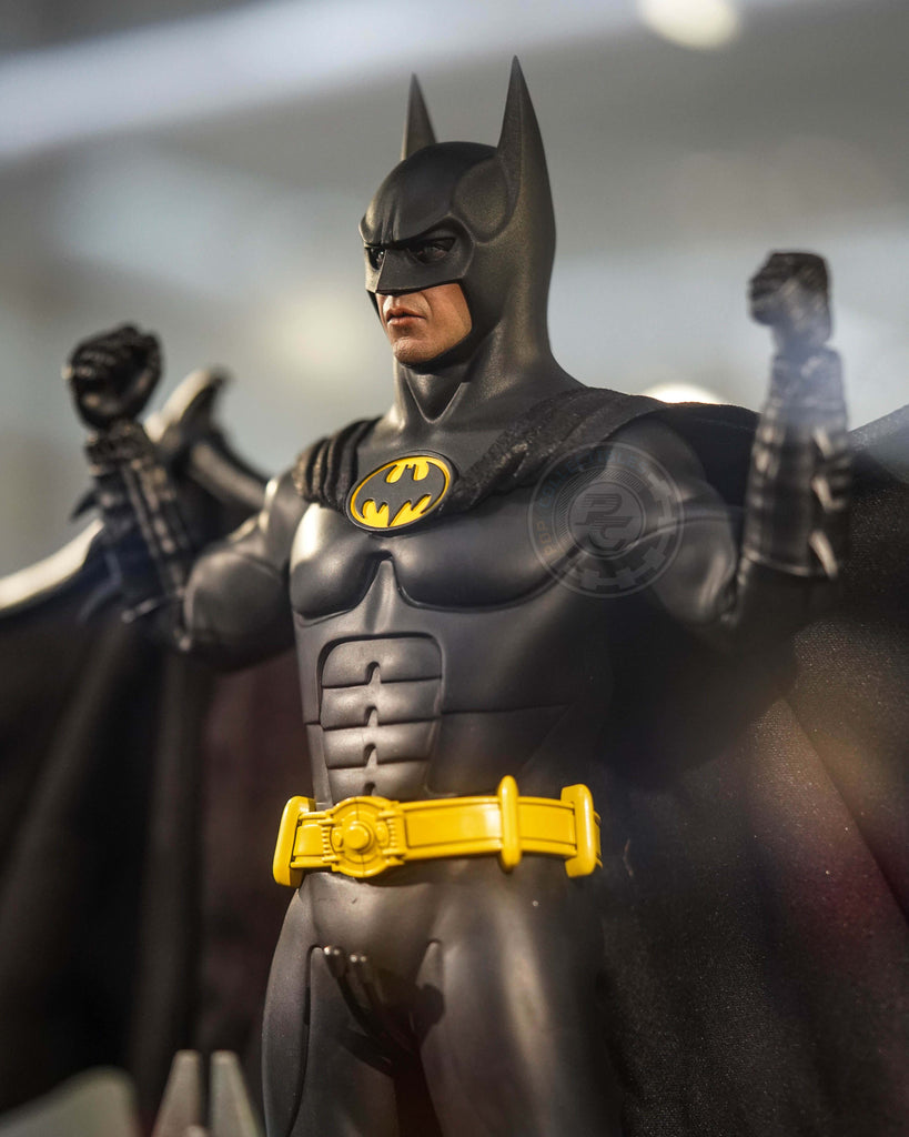 Preorder! Hot Toys MMS770 Batman Returns 1/6th scale Batman Collectible Figure (Deluxe Version)