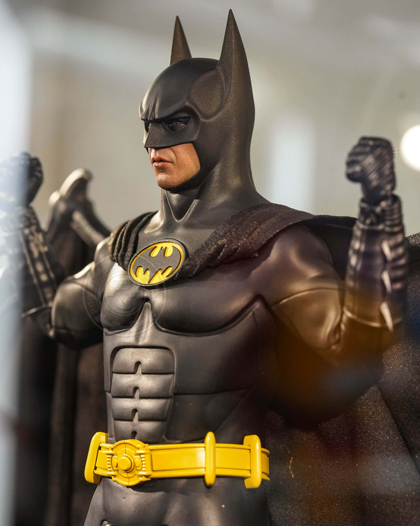 Preorder! Hot Toys MMS770 Batman Returns 1/6th scale Batman Collectible Figure (Deluxe Version)