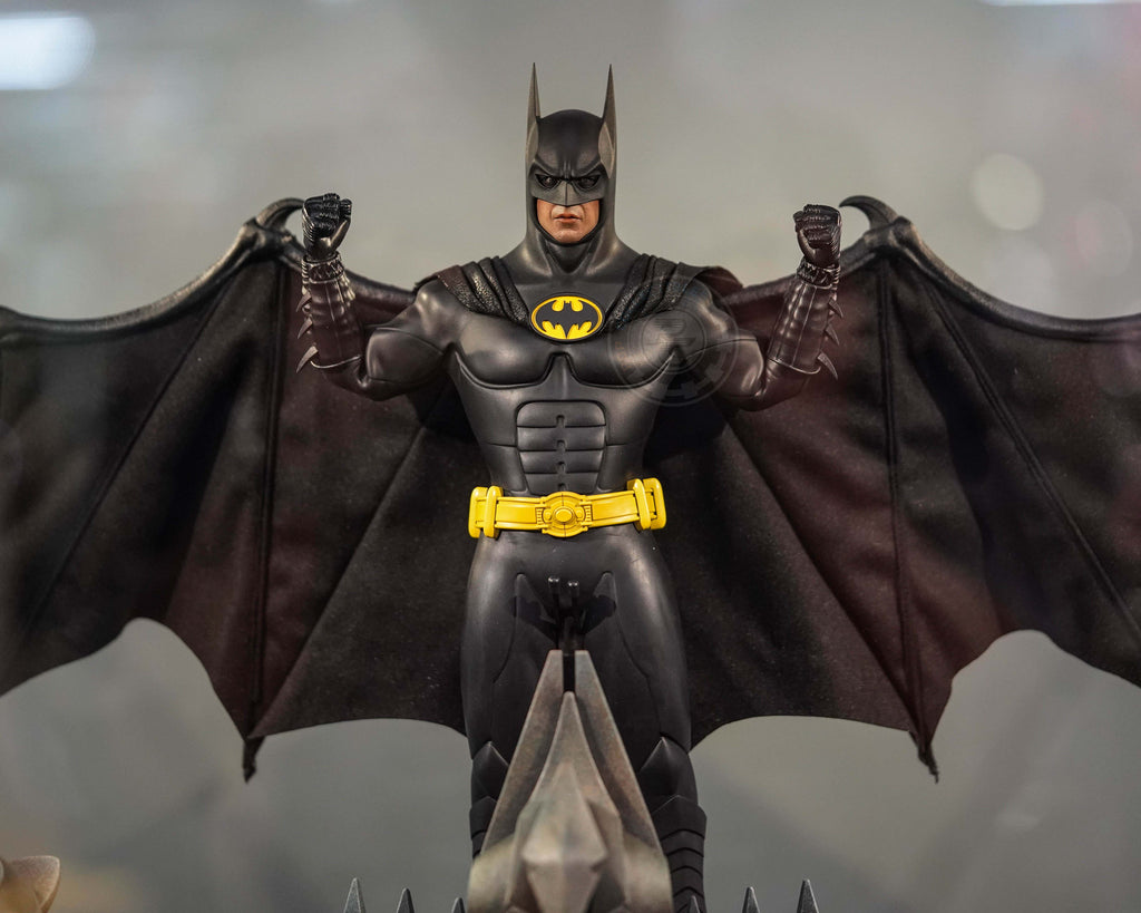 Preorder! Hot Toys MMS770 Batman Returns 1/6th scale Batman Collectible Figure (Deluxe Version)