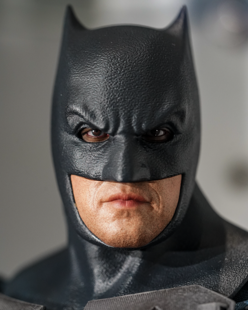 Preorder! Hot Toys MMS703 The Flash – Batman 1/6 Scale Collectible Figure