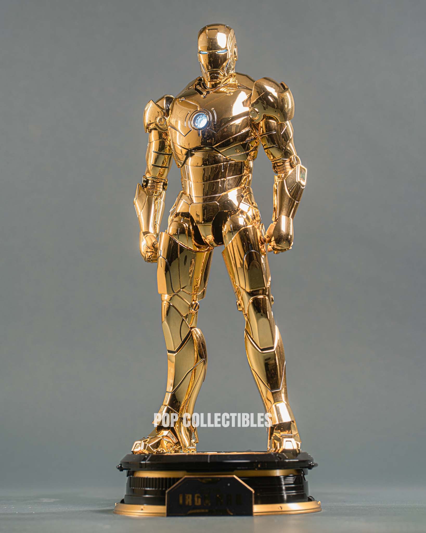 Hot Toys MMS764D69 Iron Man Mark III (Golden Color Version) 1/6th scal – Pop Collectibles Hot Toys MMS764D69 Iron Man Mark III (Golden Color Version) 1/6th scal – Pop Collectibles