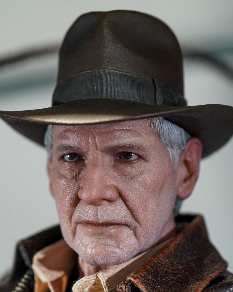 Hot Toys MMS716 Indiana Jones et le Cadran de la Destinée Collectible  Action Figurine 1/6