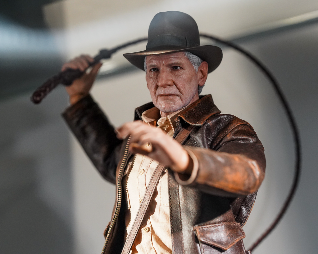 Preorder! Hot Toys MMS717 Indiana Jones and the Dial of Destiny – Indiana Jones 1/6 Scale Collectible Figure (Deluxe Version)