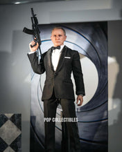 Load image into Gallery viewer, Preorder! Hot Toys MMS803 No Time To Die 1/6th Scale James Bond Collectible Figure