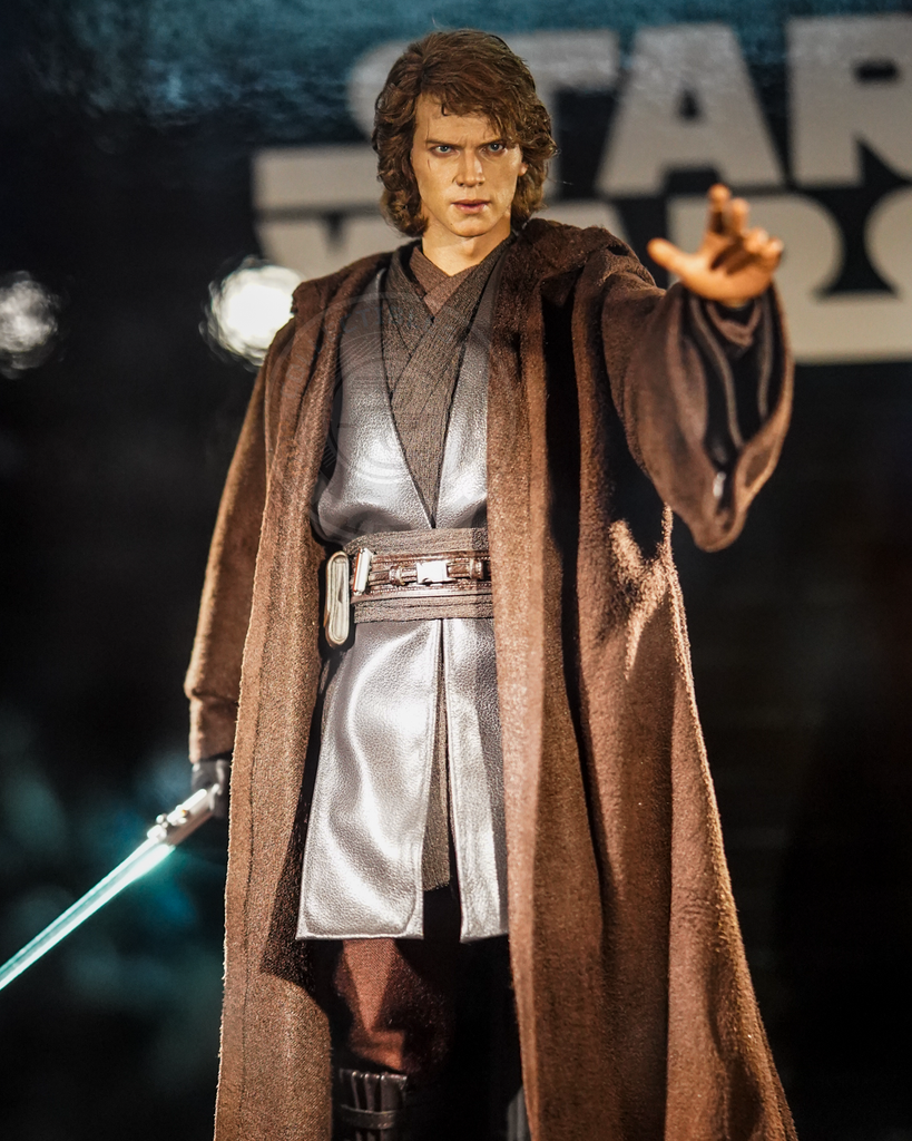 newproduct - NEW PRODUCT: HOT TOYS: STAR WARS EPISODE III: REVENGE OF THE SITH™ ANAKIN SKYWALKER™ 1/6TH SCALE COLLECTIBLE FIGURE - Page 7 DSC03932-2_1024x1024