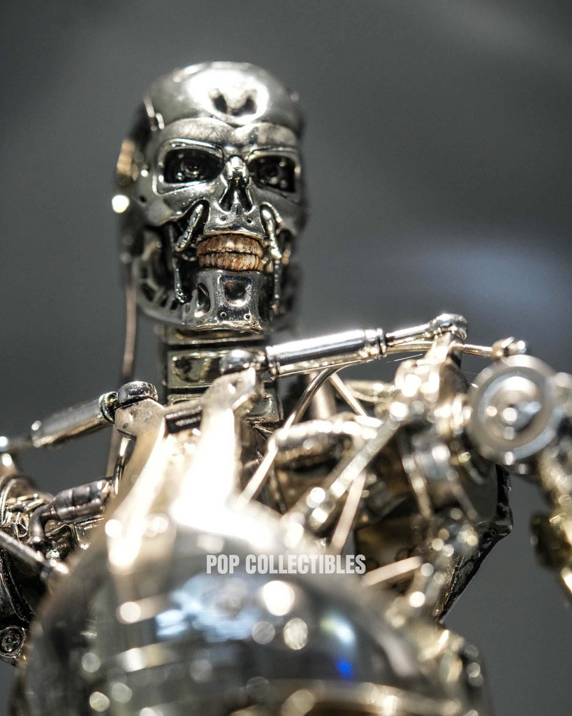 Preorder! Hot Toys MMS840D77 Terminator 2: Judgement Day Diecast Endoskeleton (Battle Damaged) 1/6 scale Collectible Figure
